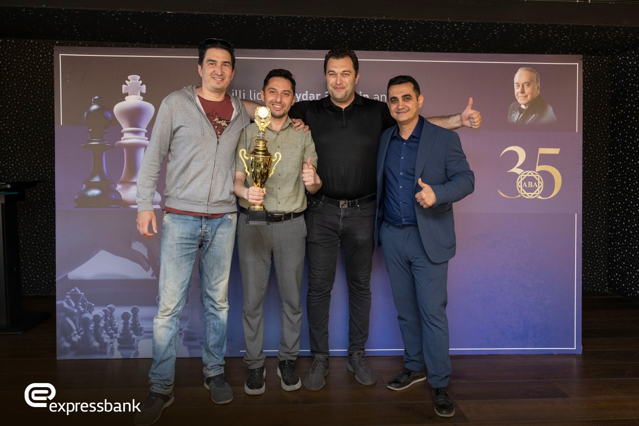 "Expressbank" ilk 3-lüyə daxil oldu! - FOTOLAR